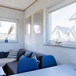 Lesne Zacisze - Z Sauna I Basenem Lodge Jastrzębia Góra