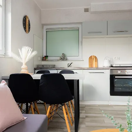 Leśne Zacisze - Z Basenem Domek letniskowy *