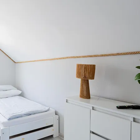 Domek letniskowy Leśne Zacisze - Z Basenem Jastrzębia Góra