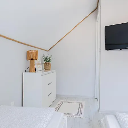 Domek letniskowy Leśne Zacisze - Z Basenem Jastrzębia Góra