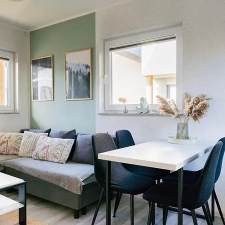 Domek letniskowy Leśne Zacisze - Z Basenem *