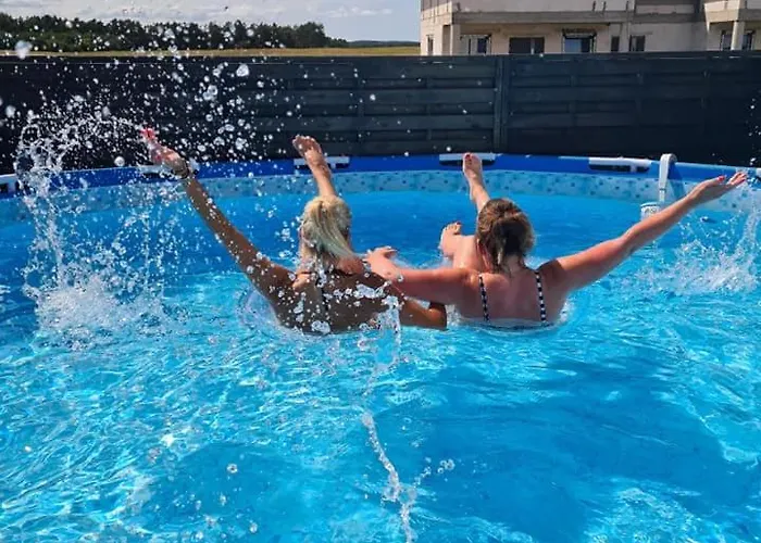 Деревянный коттедж Lesne Zacisze - Z Sauna I Basenem *