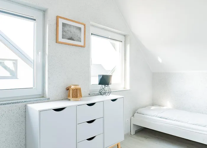 Деревянный коттедж Lesne Zacisze - Z Sauna I Basenem Ястшембя-Гура