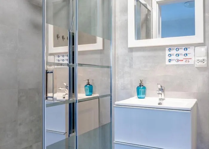 Деревянный коттедж Lesne Zacisze - Z Sauna I Basenem