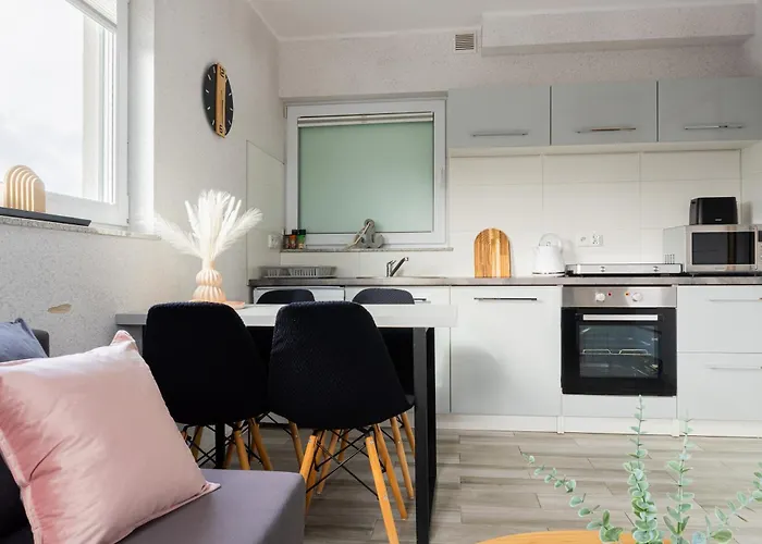 Lesne Zacisze - Z Sauna I Basenem Деревянный коттедж *