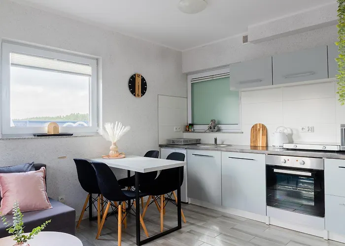 Lesne Zacisze - Z Sauna I Basenem Деревянный коттедж *