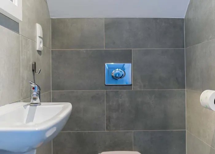 Деревянный коттедж Lesne Zacisze - Z Sauna I Basenem Ястшембя-Гура