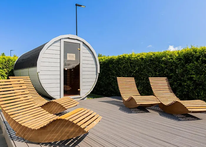 Деревянный коттедж Lesne Zacisze - Z Sauna I Basenem Ястшембя-Гура