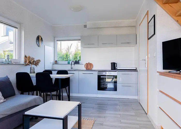 Деревянный коттедж Lesne Zacisze - Z Sauna I Basenem Ястшембя-Гура