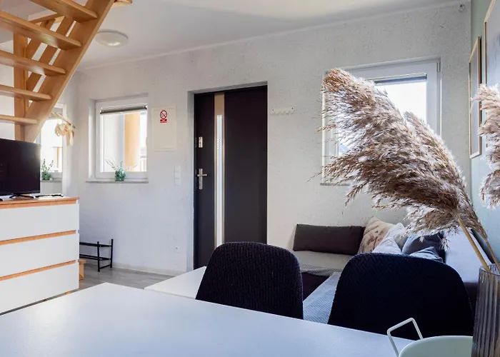 Lesne Zacisze - Z Sauna I Basenem Деревянный коттедж *